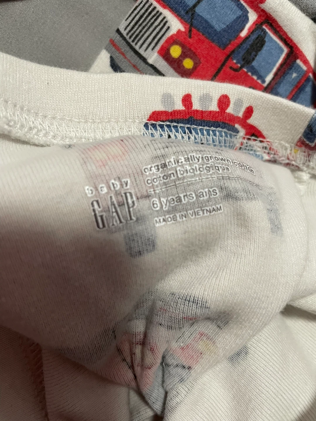 Gap kids Organic Cotton Fire Truck Pajamas Size 6 - photo 4