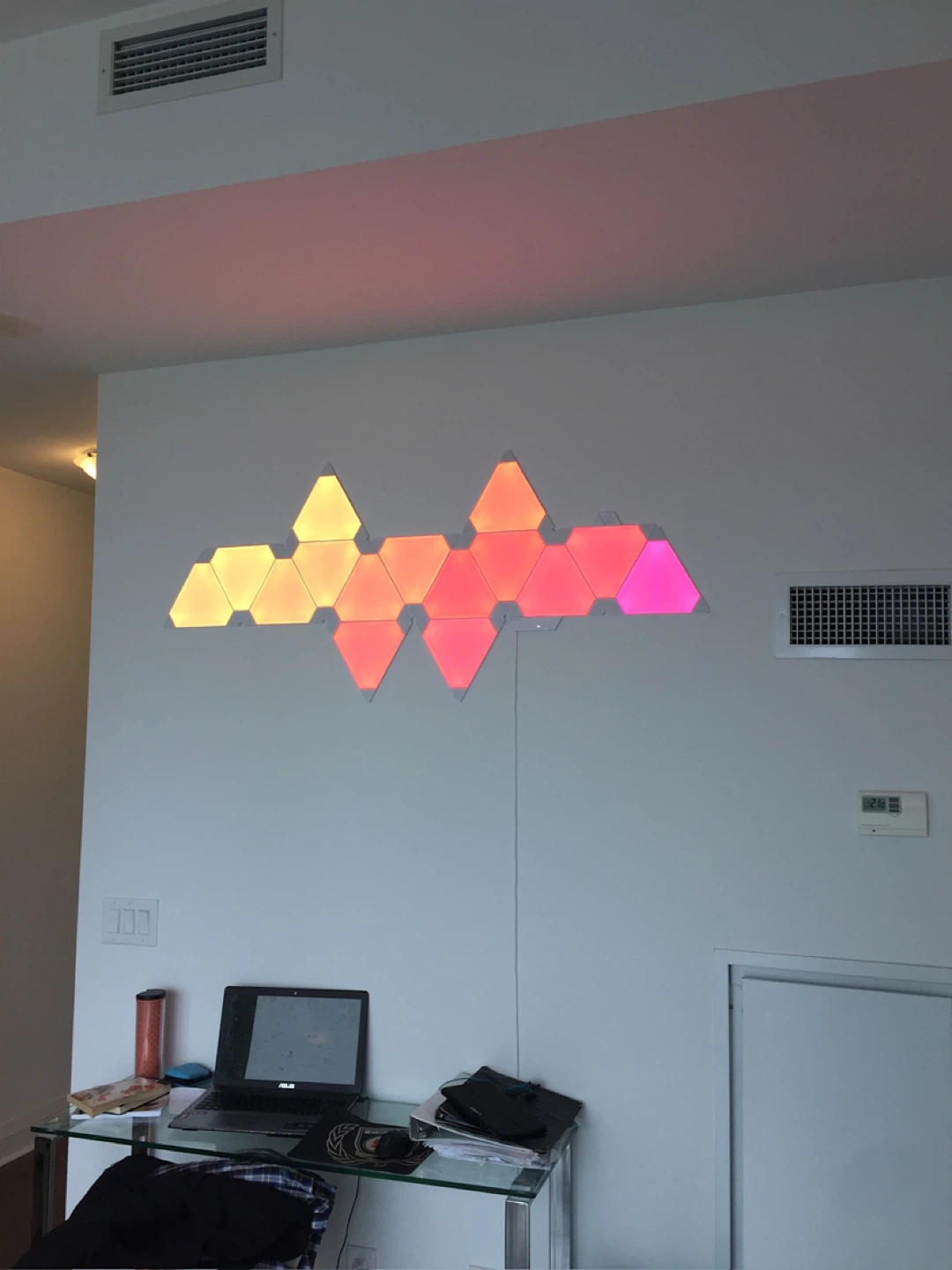 15 Nanoleaf Triangle Light Panels