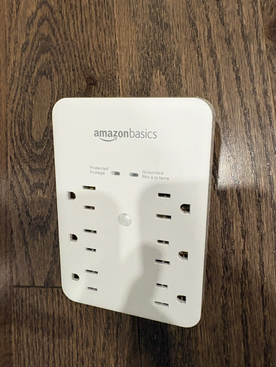 Amazon Basics Power Strip