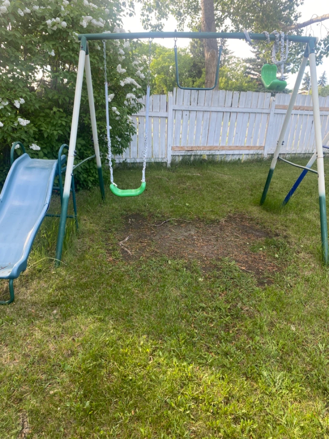 Metal Swing Set with Slide