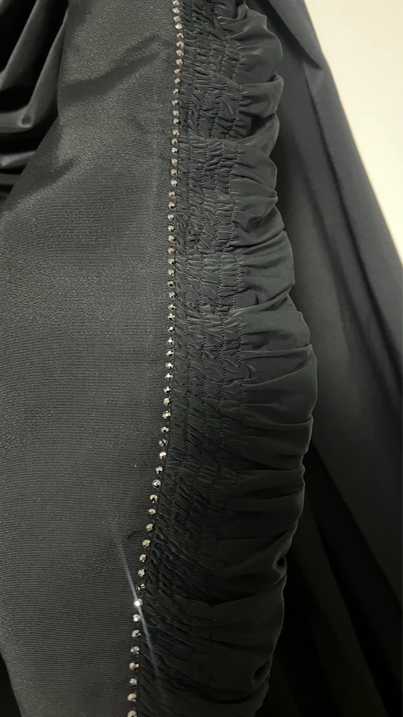 Queen Bee Black Abaya with Rhinestone Embellishments - photo 2