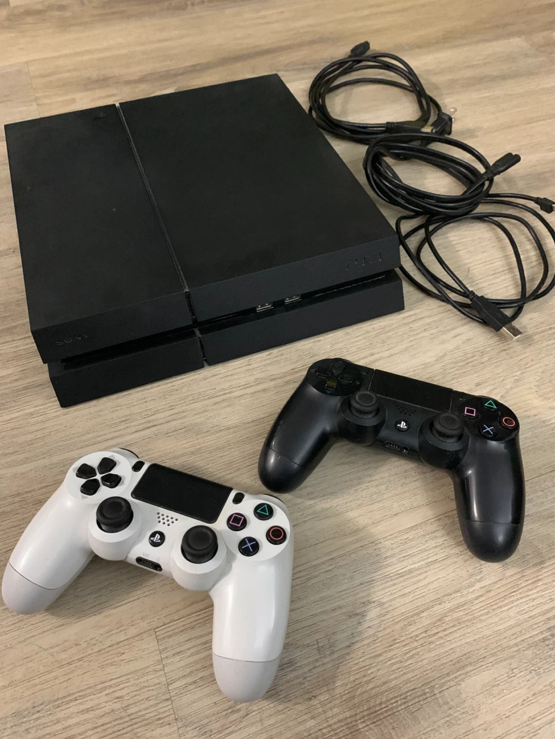Playstation 4 - PS4 with 2 Controllers and All Necessary Cables