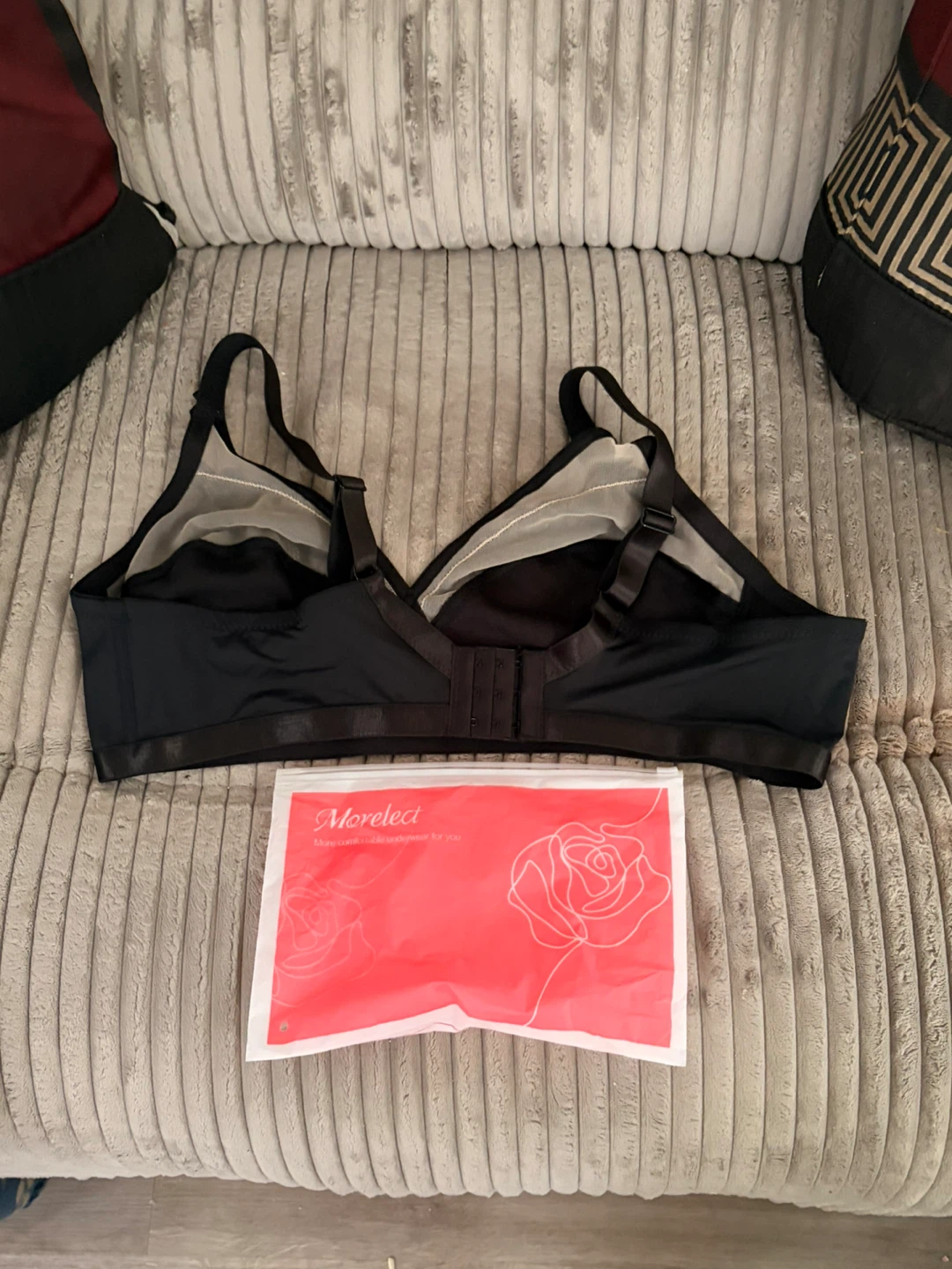Morelect Black Lace Full Coverage Bra 3X Size Brand New - photo 4