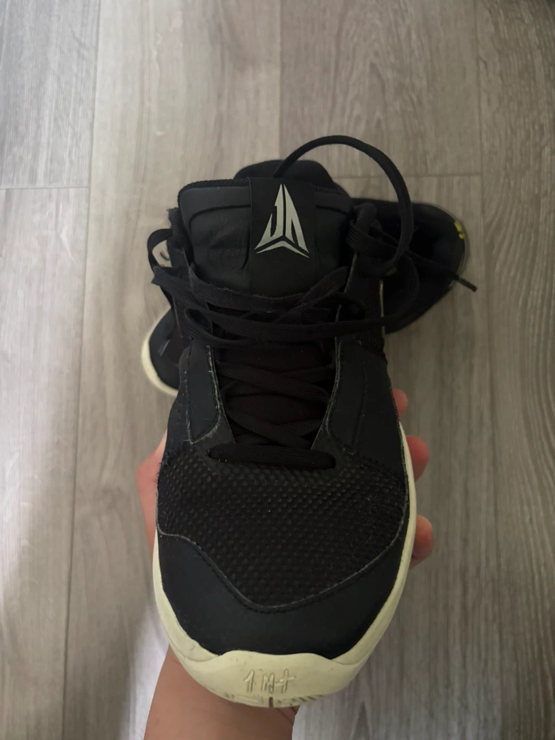 Used Nike Ja 1 size 10 - photo 2