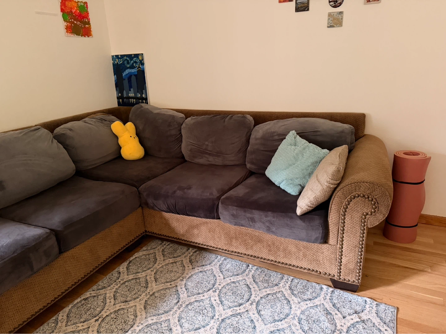 Sectional Couch - photo 3