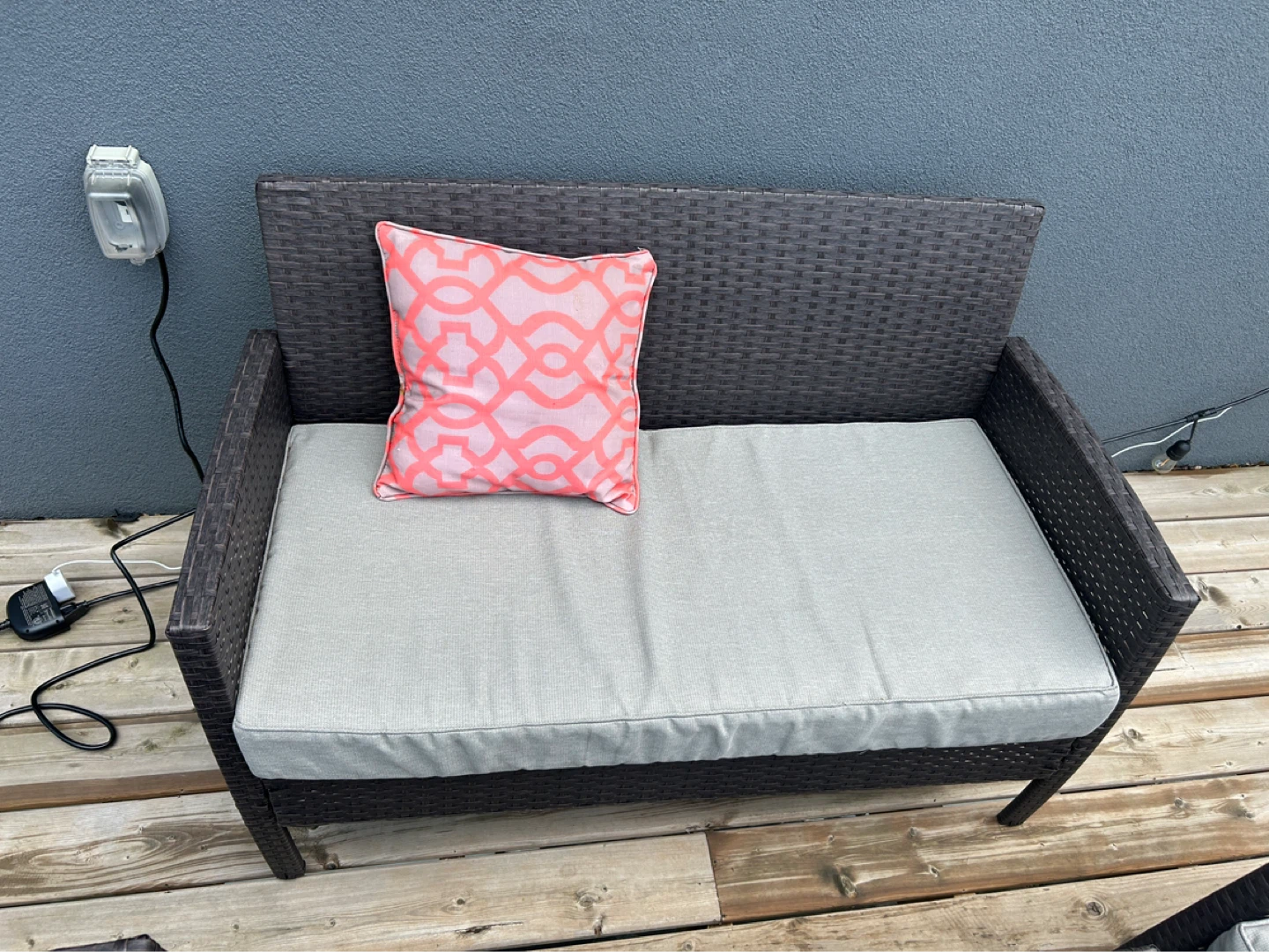 Title: 4-Piece Hampton Bay Wicker Patio Set w/ Storage - photo 2