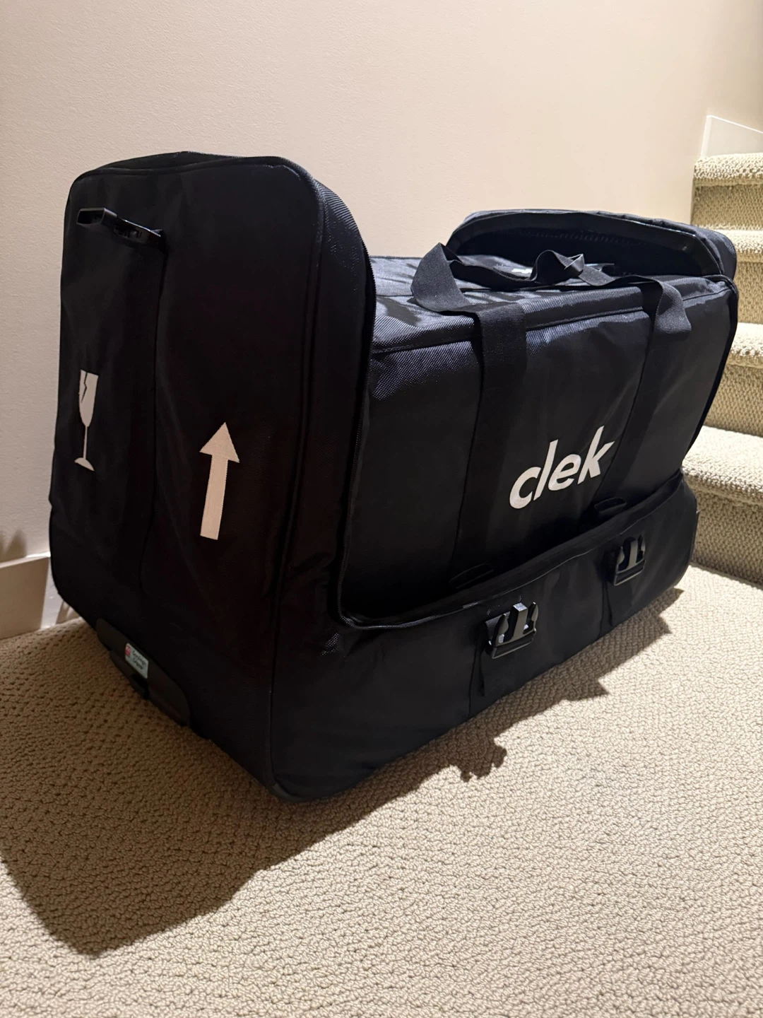 Clek Black Travel Bag - photo 2
