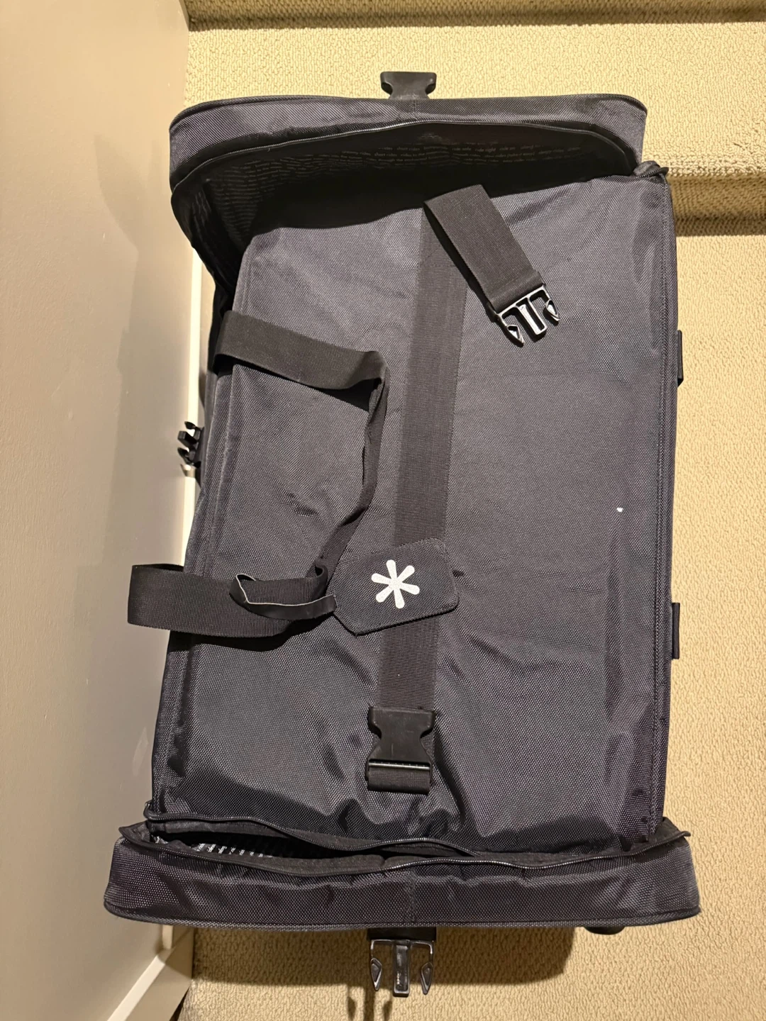 Clek Black Travel Bag - photo 4