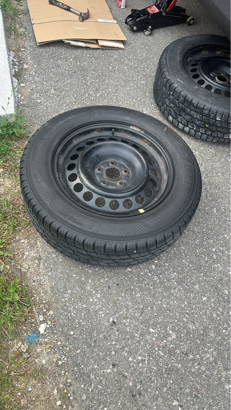 Toyota Rav 4 Rims and tires - photo 2
