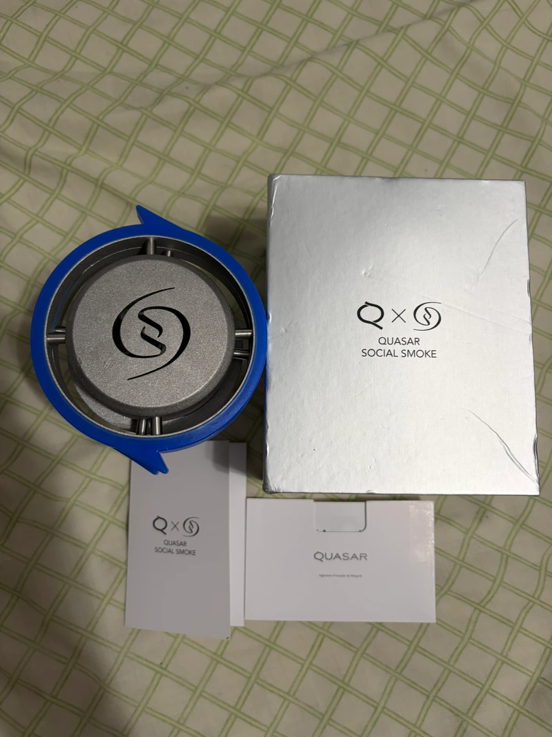 New Open Box Quasar Raas Social Smoke Glass