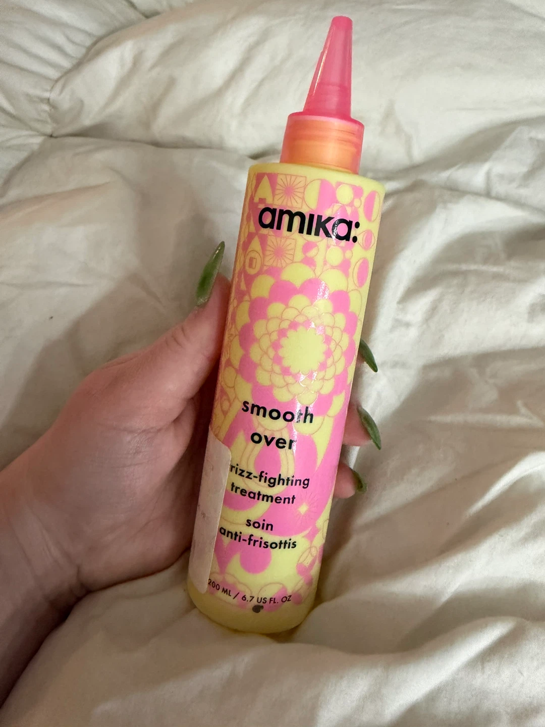 Amika Smooth Over Rizz-Fighting Treatment