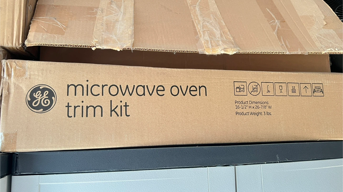 GE Microwave Oven Built-In Trim Kit - photo 2