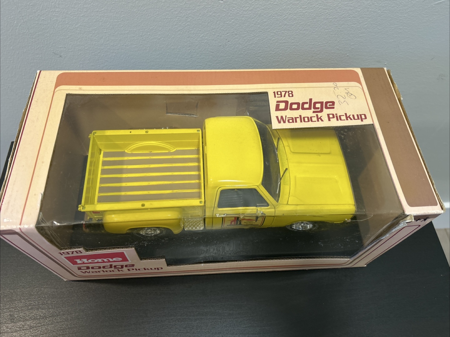 1978 Dodge Warlock Pickup Truck Toy - photo 2