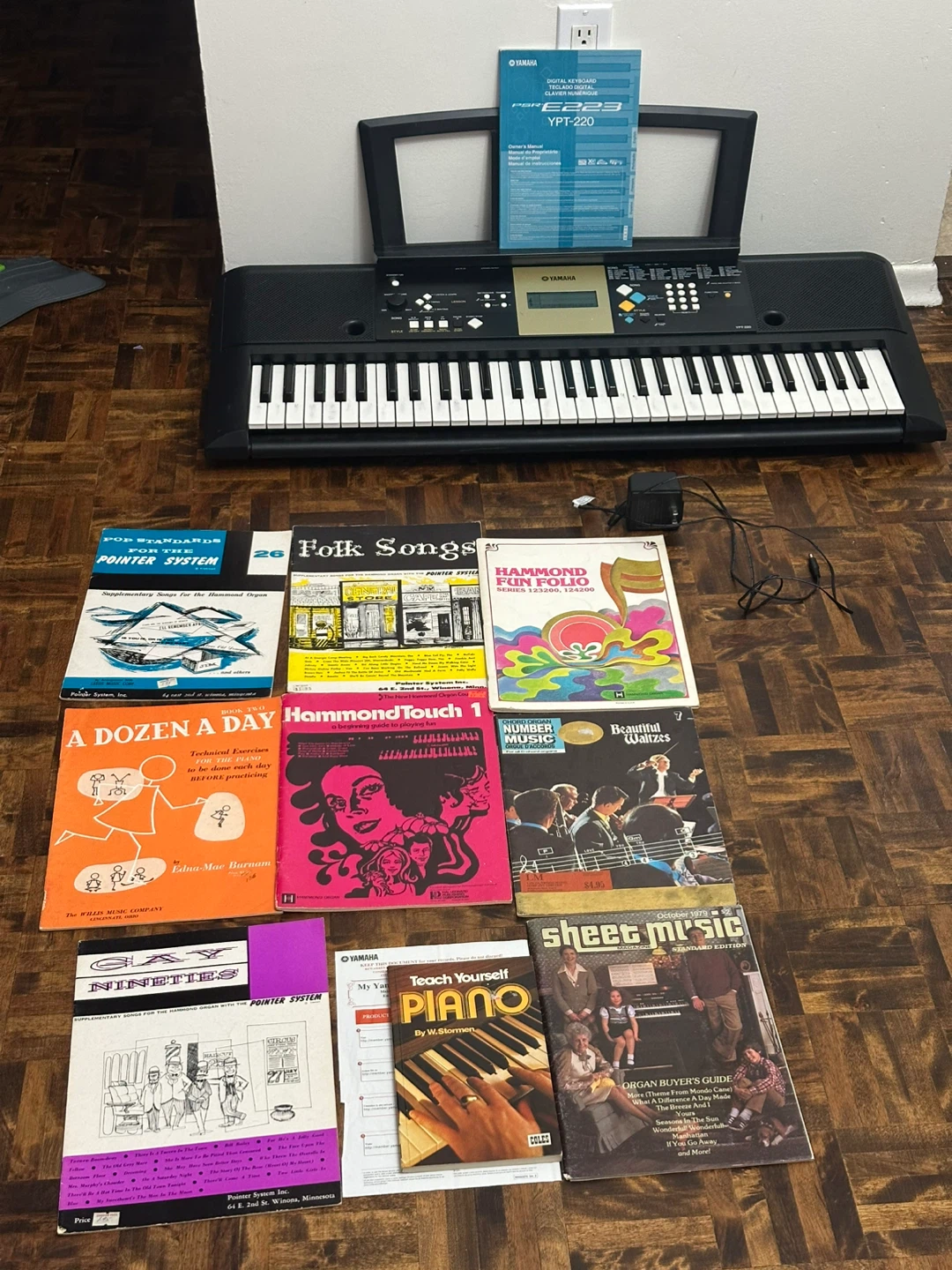 Yamaha PSR-E223 YPT-220 Digital Keyboard - photo 5
