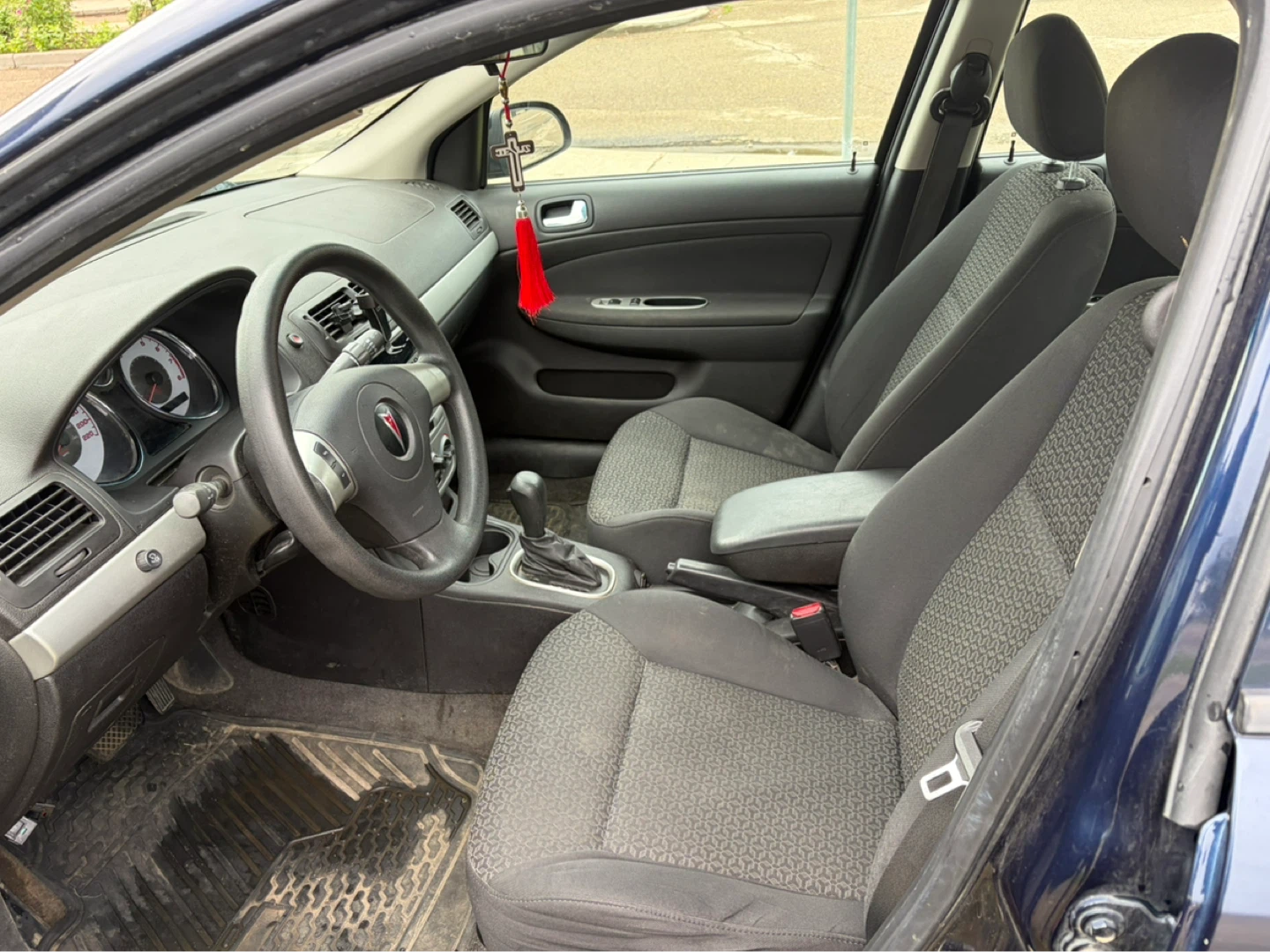 2009 Pontiac G5 Sedan - photo 4