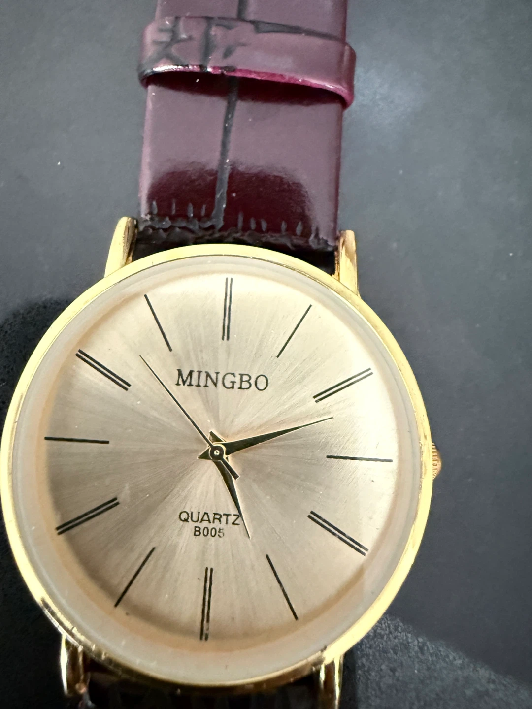 MINGBO Quartz Watch with Burgundy Leather Strap - photo 2