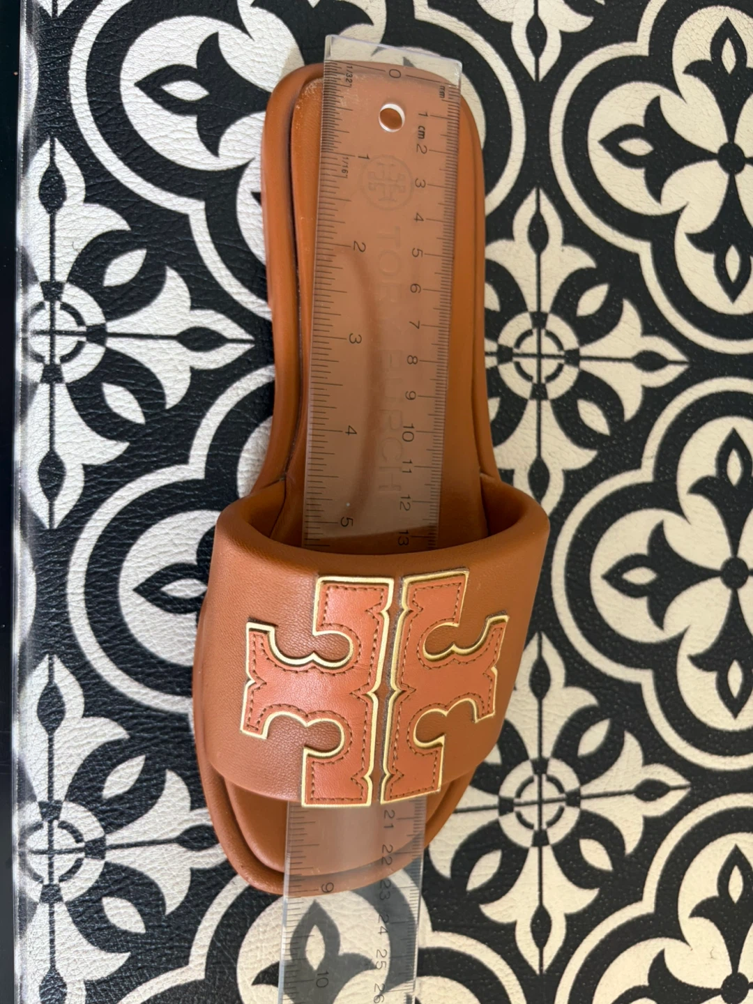 Tory Burch Double T Sport Slide Sandals – Size 5M - photo 3