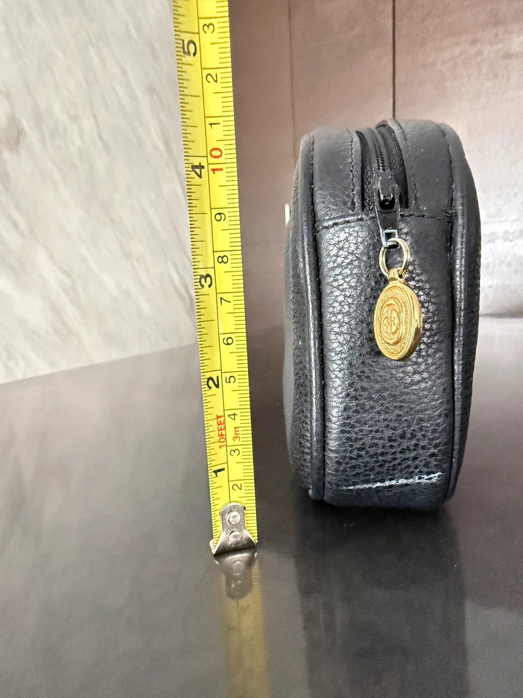 Gucci Black Leather Cosmetic Pouch - photo 4