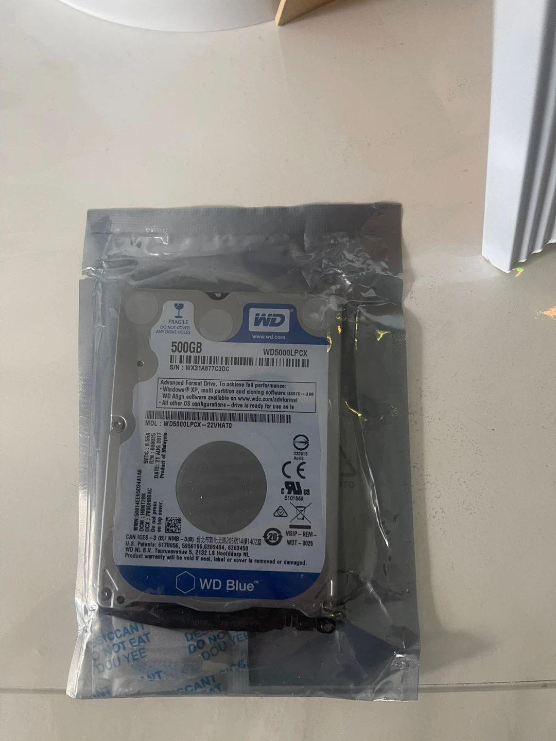 WD 500GB 2.5" SATA Hard Drive WD5000LPVX - photo 2