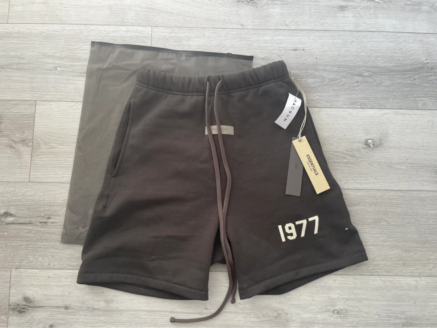 Essentials FOG 1977 Iron Shorts