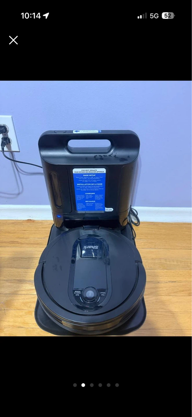 Shark Robotic Vacuum with Self-Empty Base - photo 2