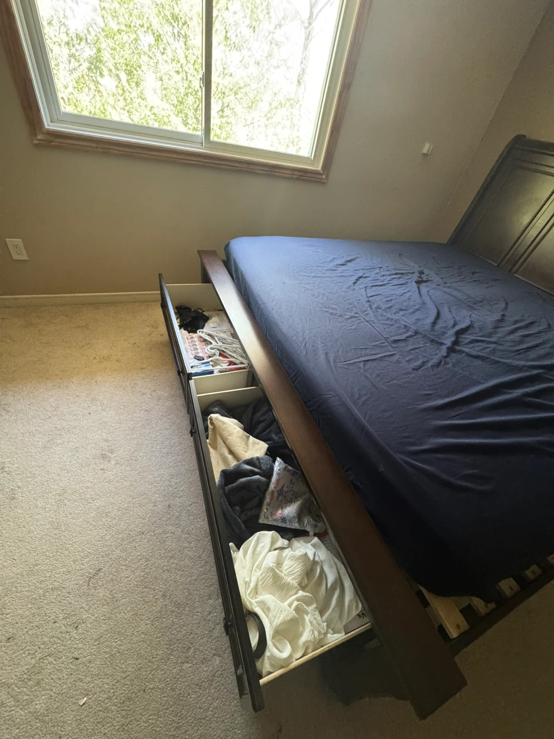 King Bed with Storage - DROPOFF available - photo 3