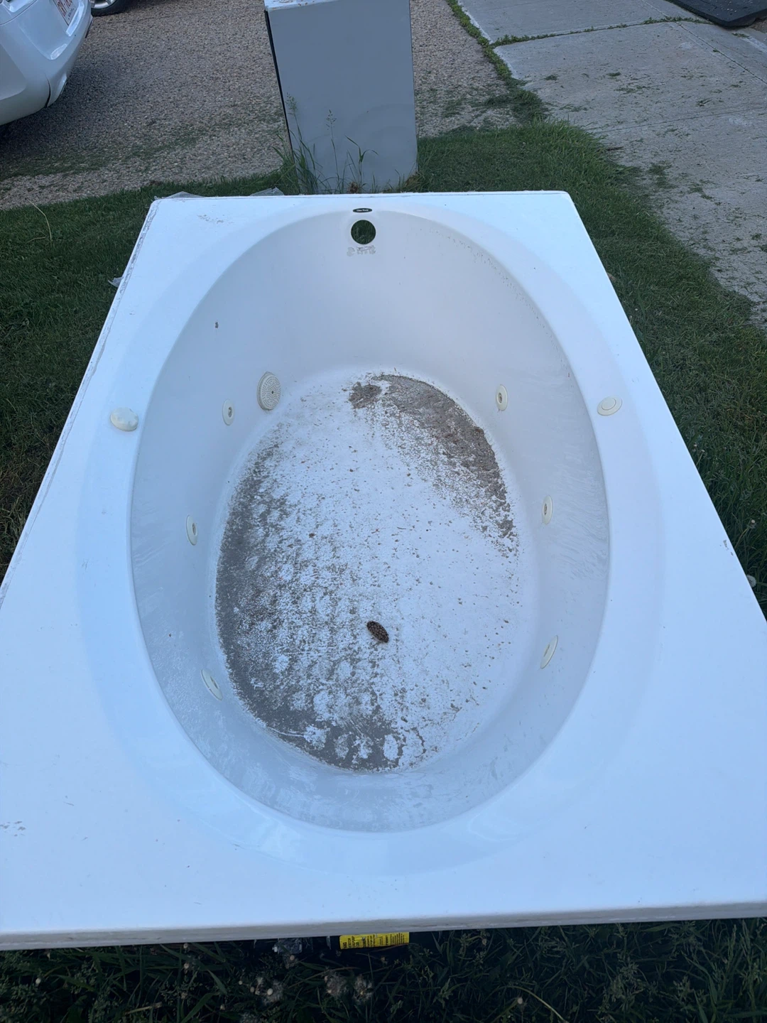 White Jetted Bathtub with Pump - photo 2