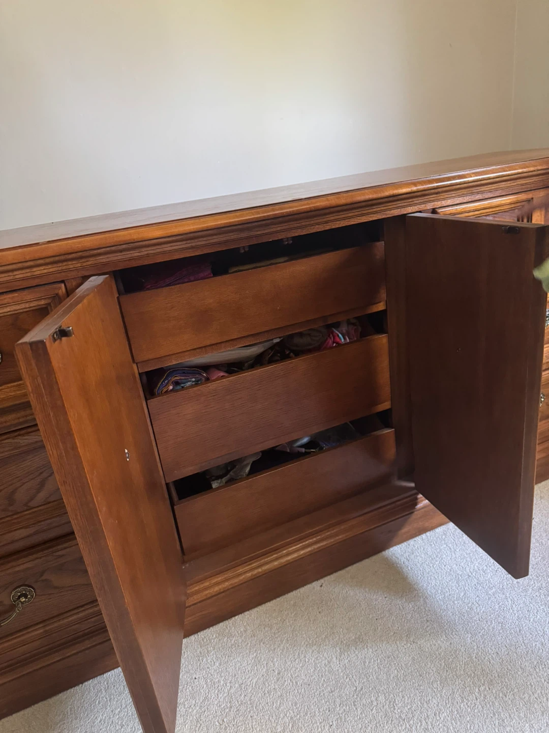 Solid Oak Dresser with Cabinets and Drawers - photo 2