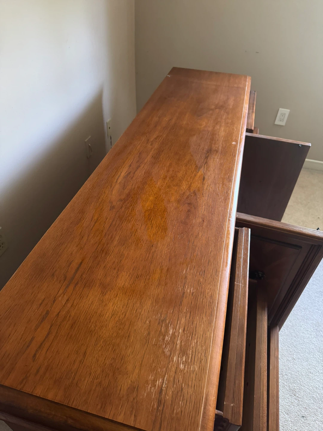 Solid Oak Dresser with Cabinets and Drawers - photo 4