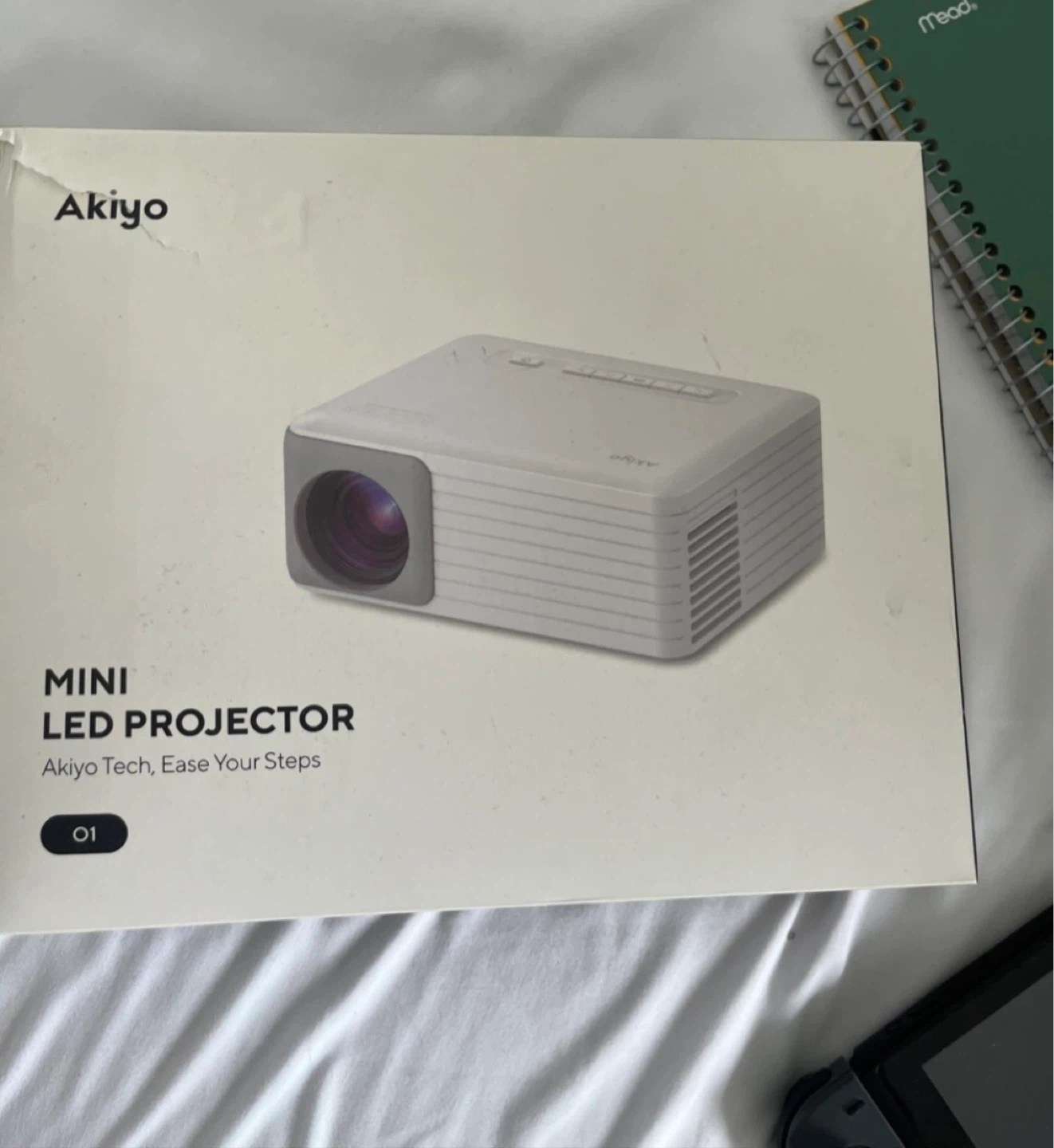 Akiyo Mini LED Projector