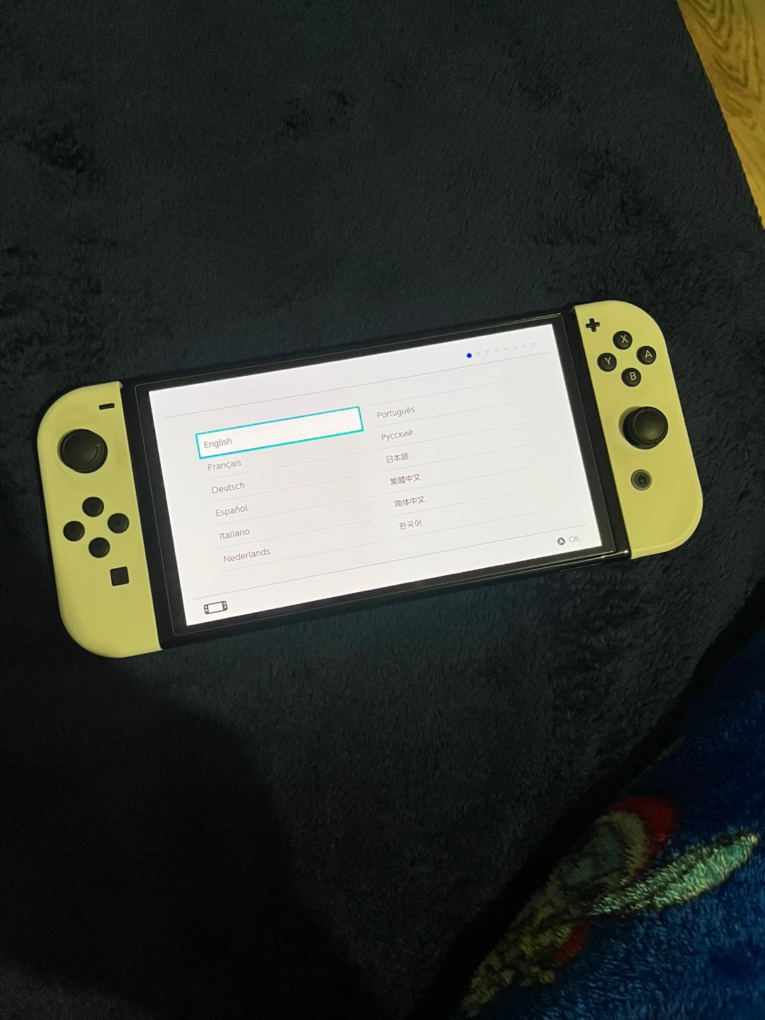 Nintendo Switch Console White - photo 2
