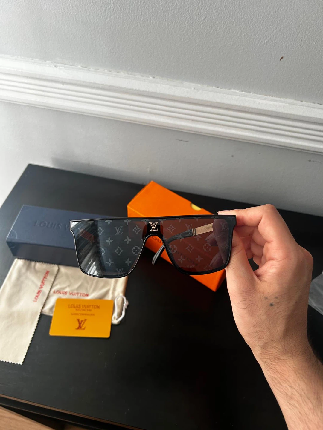 Louis Vuitton Sunglasses - photo 2