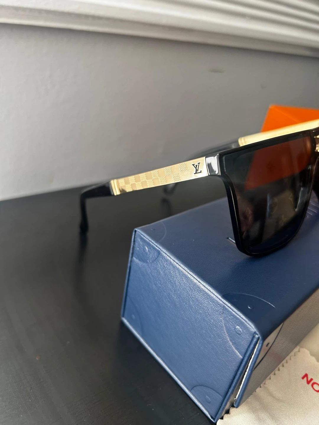 Louis Vuitton Sunglasses - photo 3