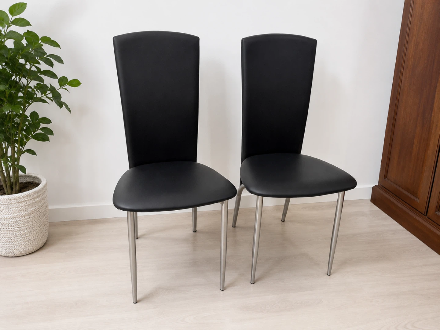 Set of 2 Black Dining Chairs