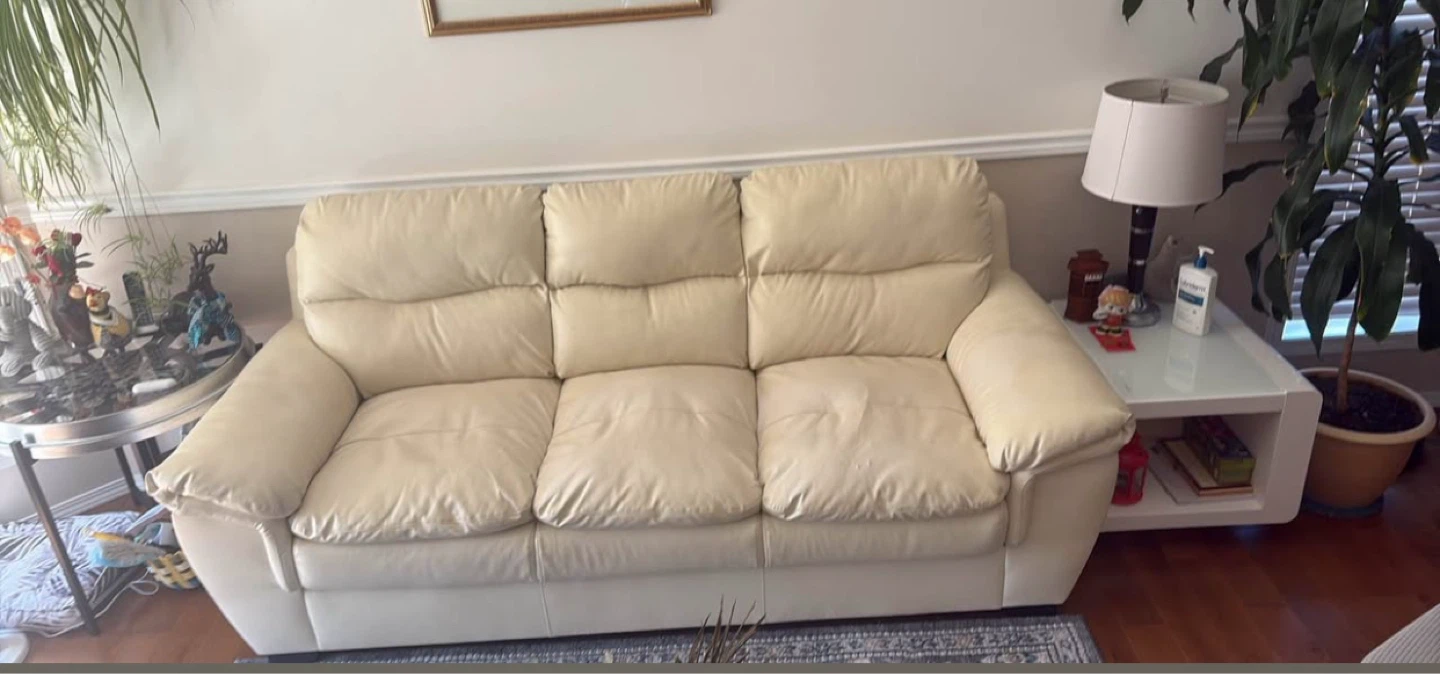 Cream Leather 3-Seater Sofa – Comfortable & Stylish - photo 3