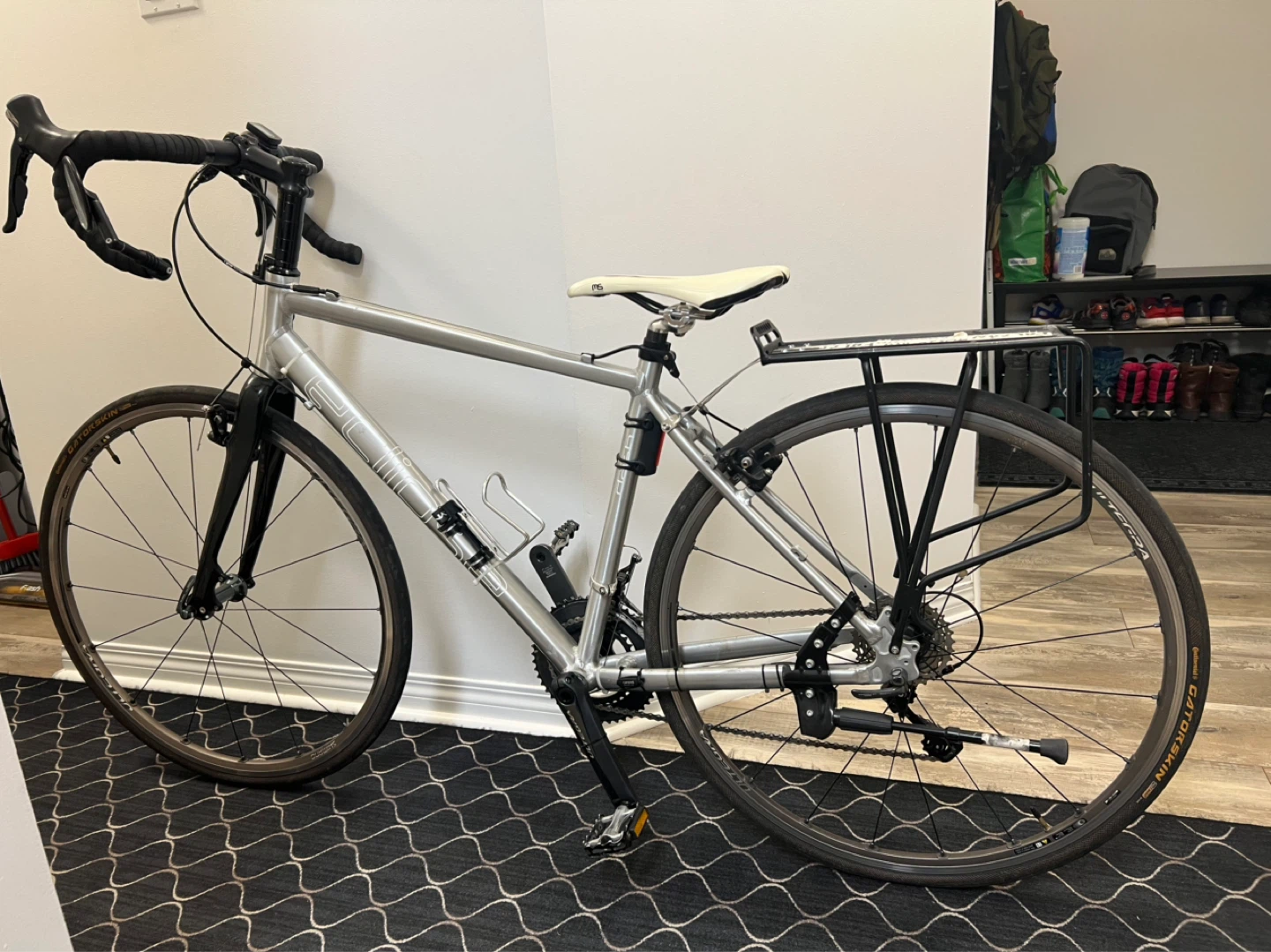 Custom built Touring Bicycle - photo 4