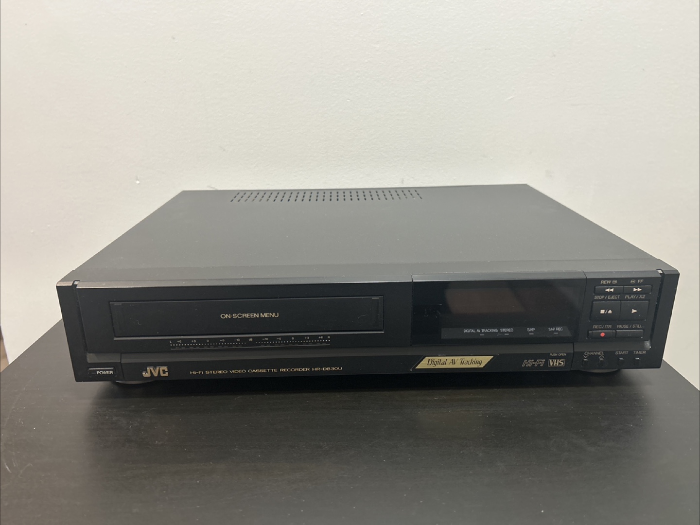 JVC Hi-Fi Stereo Video Cassette Recorder HR-D630U - photo 5