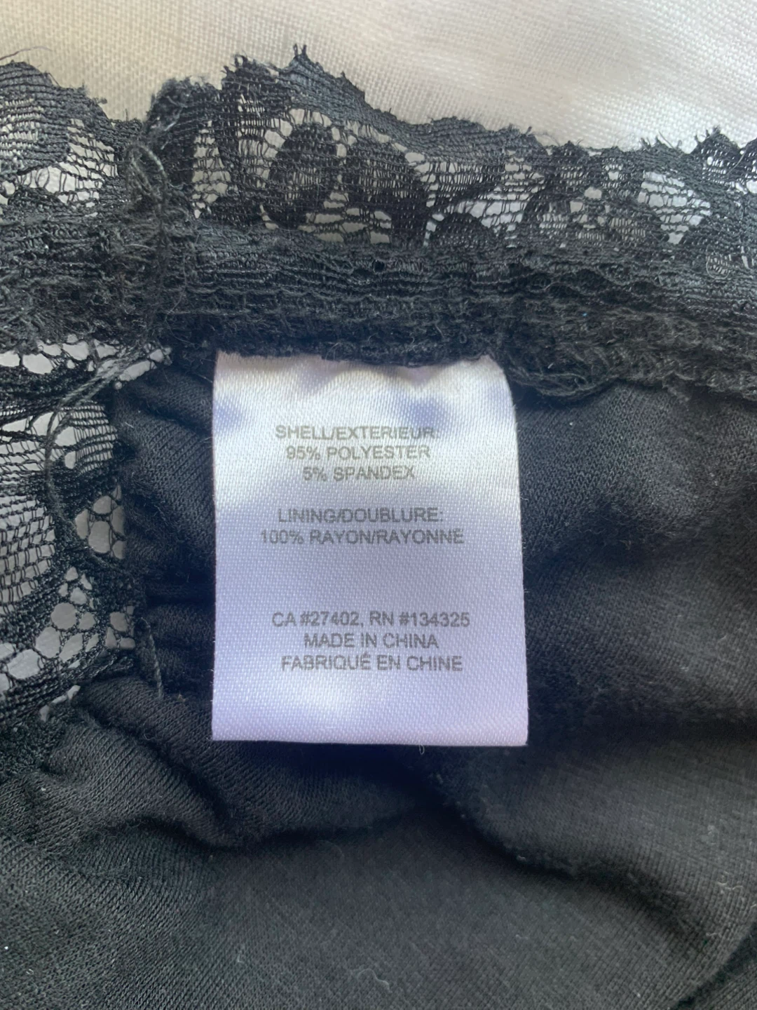 Black Lace Strapless Bralette - photo 4