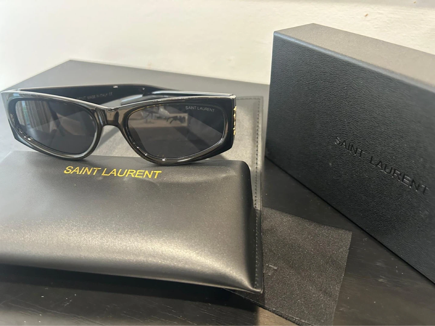Saint Laurent Sunglasses - photo 3