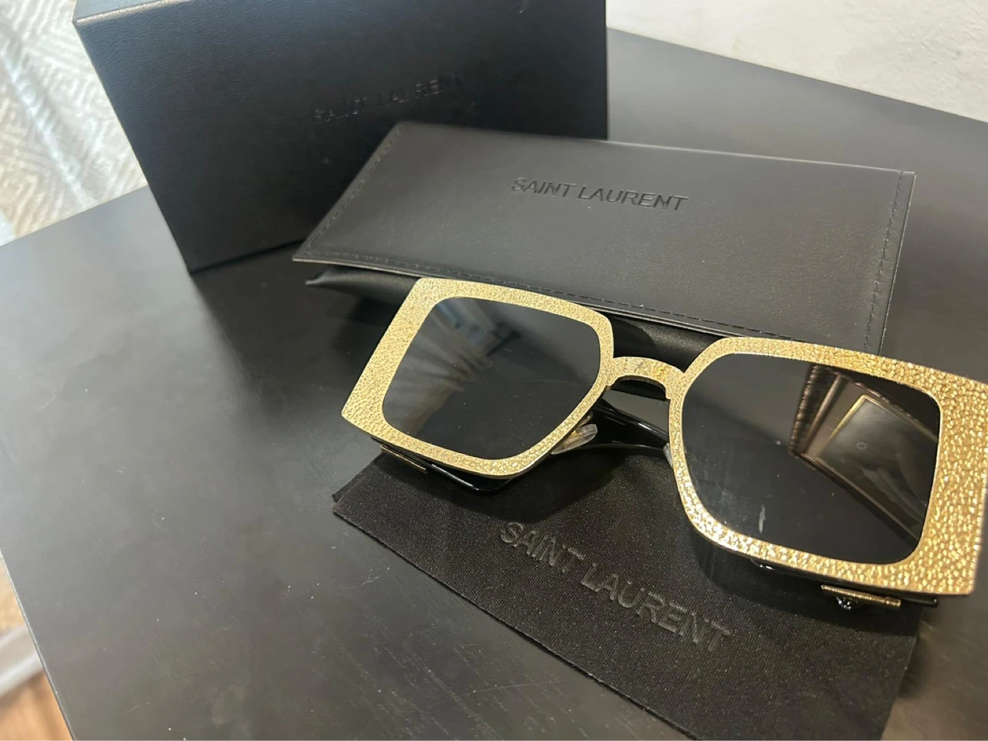 Saint Laurent Sunglasses - Gold Square Frame - photo 3