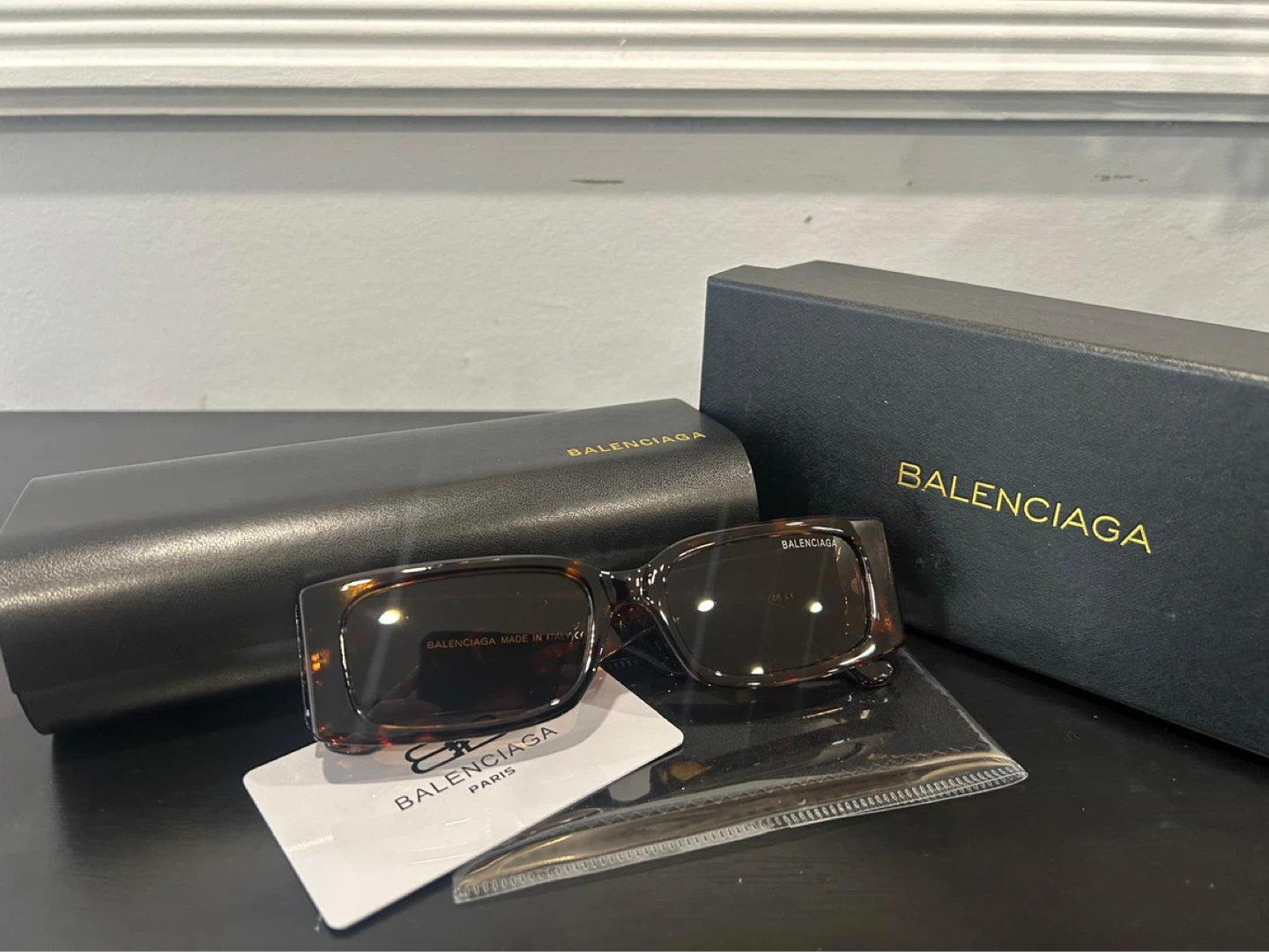 Balenciaga Sunglasses - Tortoiseshell - photo 3