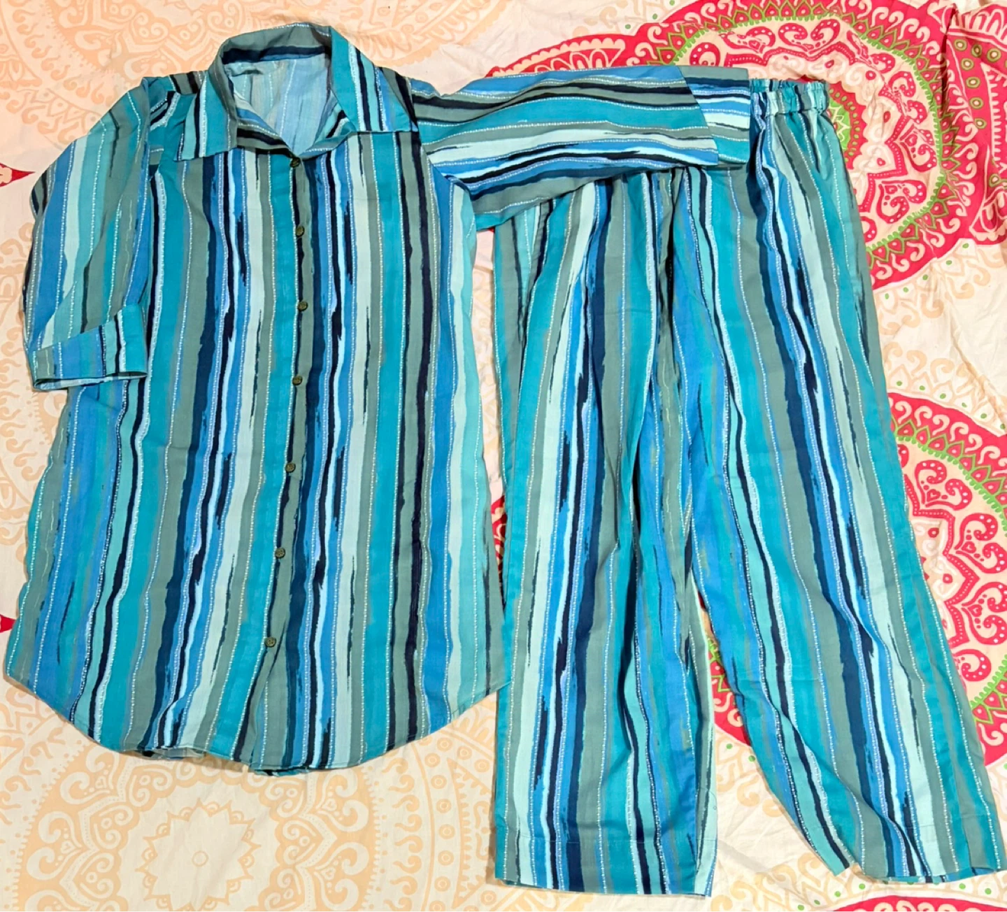 Blue & Teal Striped Pajama Set - Women's