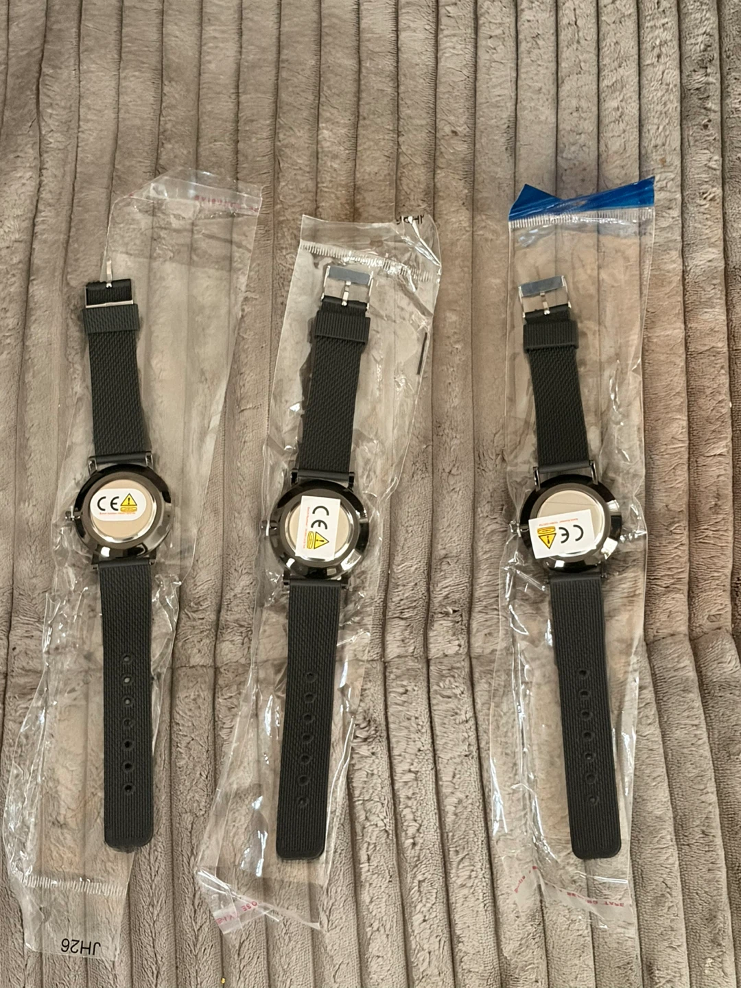 Unisex Brand New Wrist Watches (3-Pack) With New Batteries - photo 5