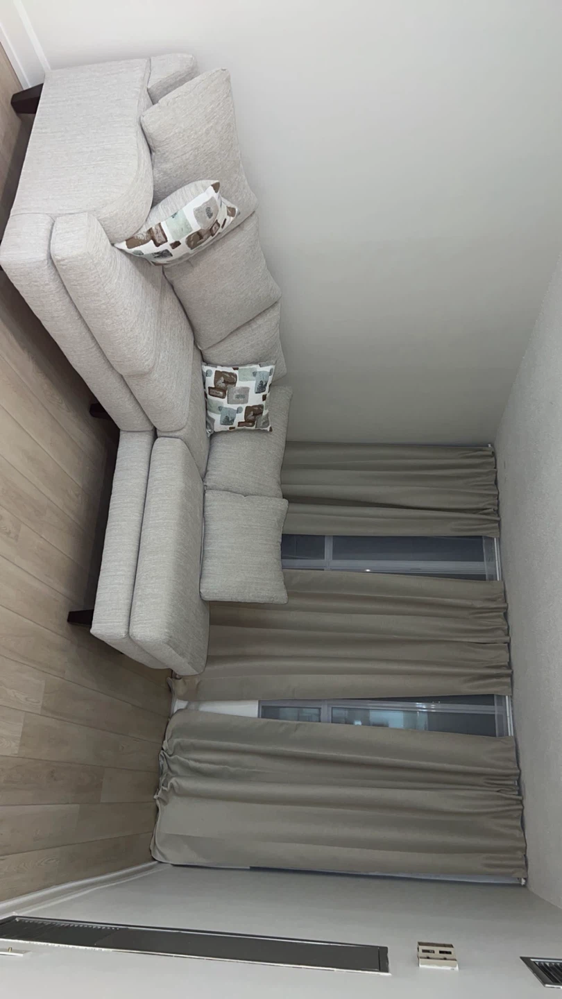 Beige curtains 6 pieces and 4 pieces white sheer - photo 3