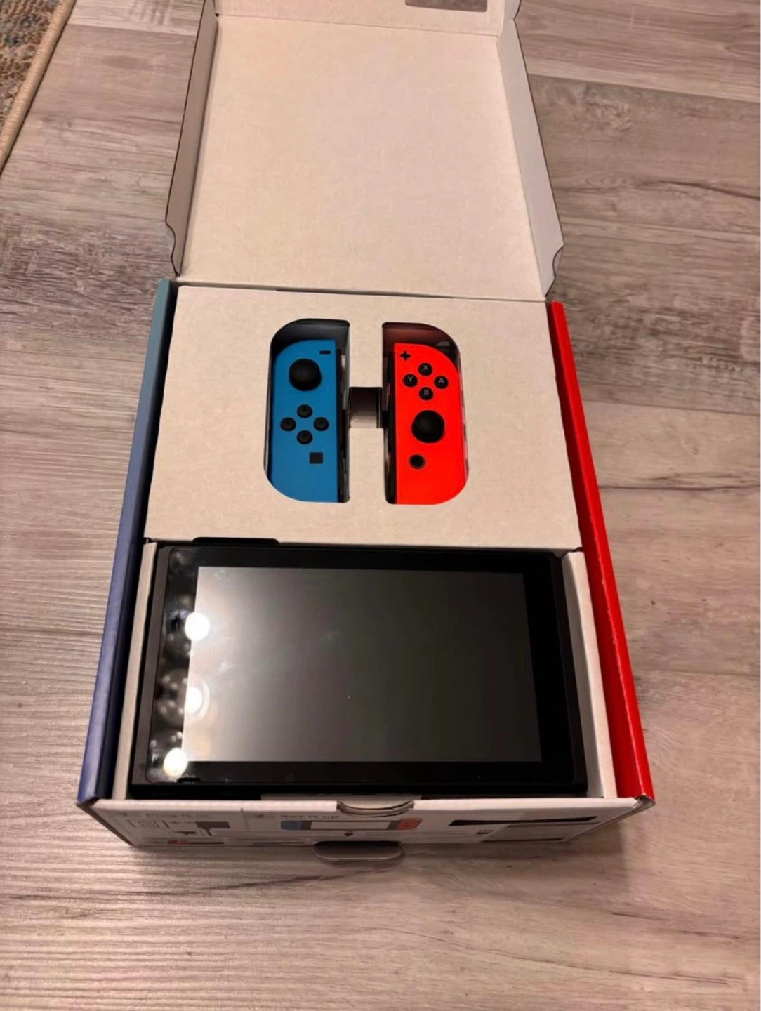 Nintendo Switch Console with Mario Kart 8 Deluxe - photo 2