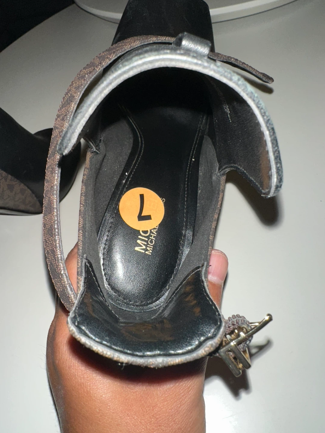 Michael Kors Peep Toe Ankle Boots Size 7 - photo 4