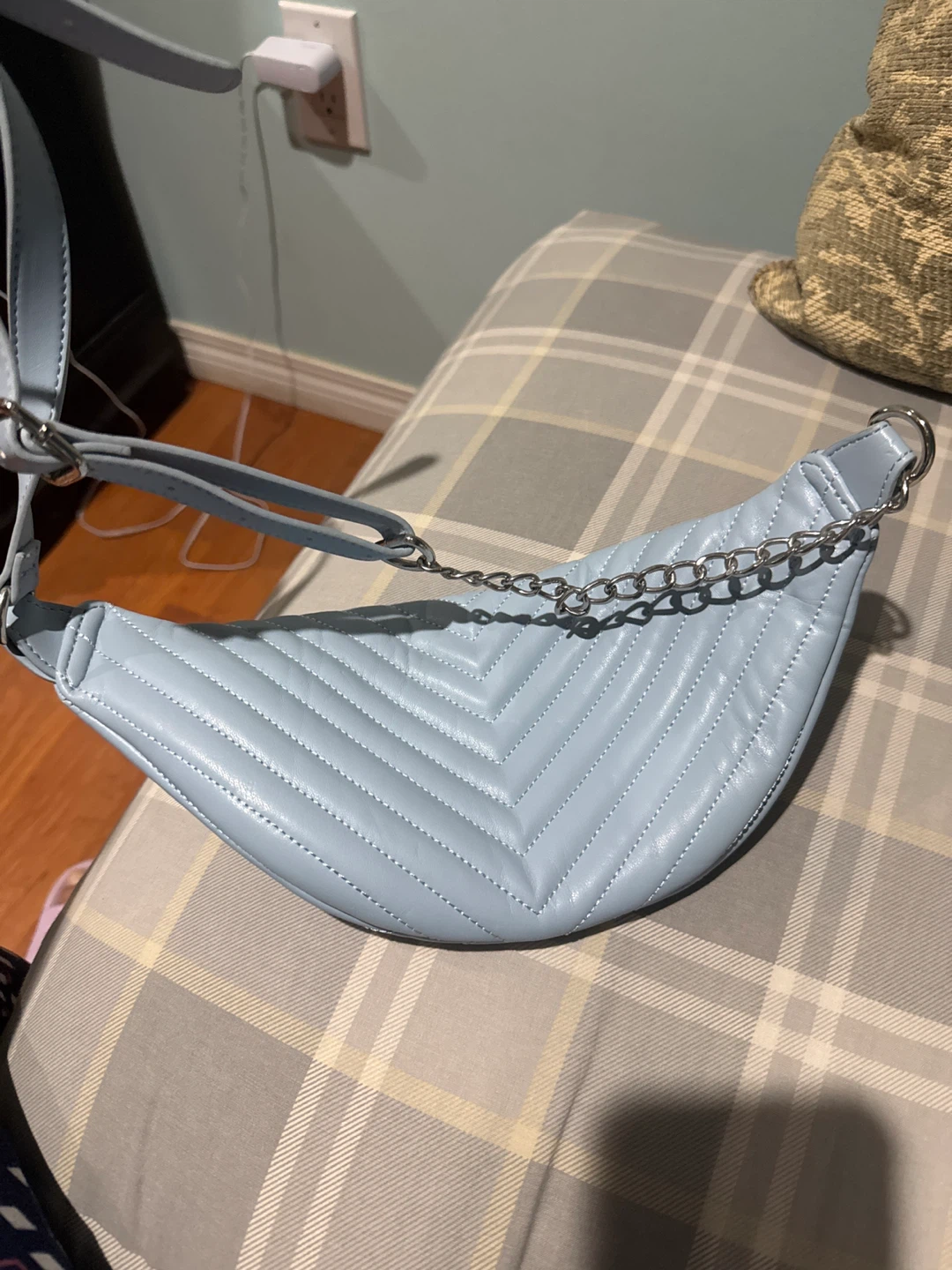 Guess Light Blue Quilted Fanny Pack/Crossbody Bag - photo 2