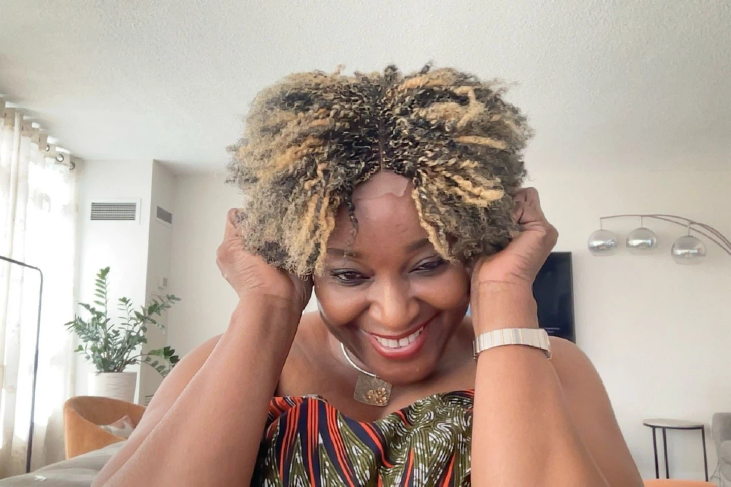 Afro Curly Wig with Highlights - photo 2