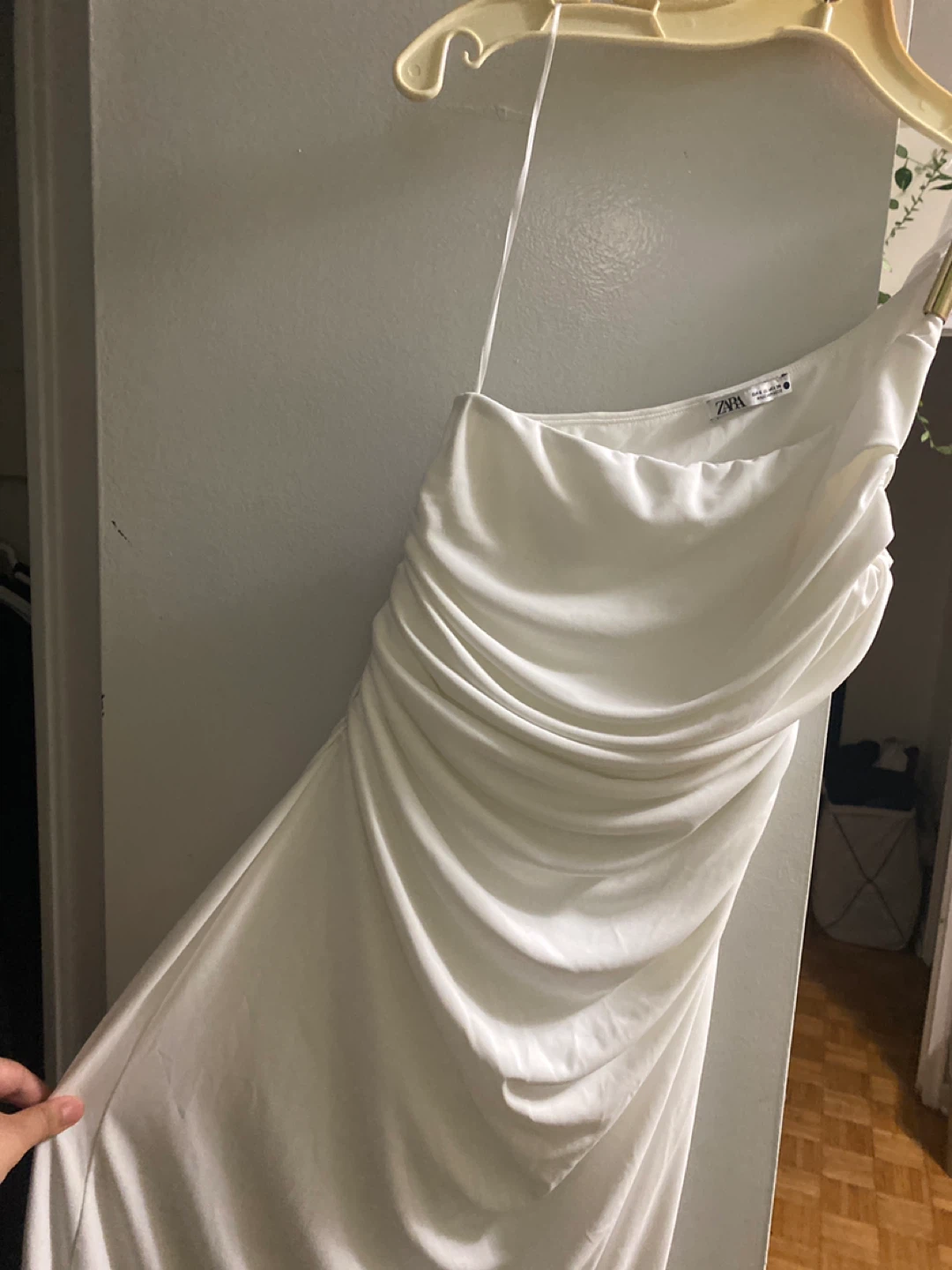 White Zara One-Shoulder Ruched Dress - photo 3