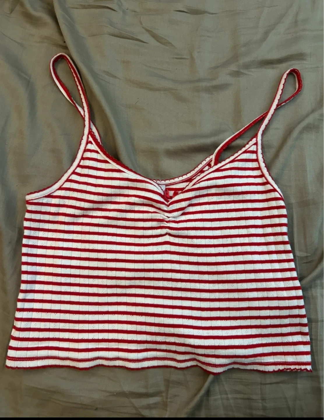 Crop/tank top sale & bundle deals $5-$10 - photo 3